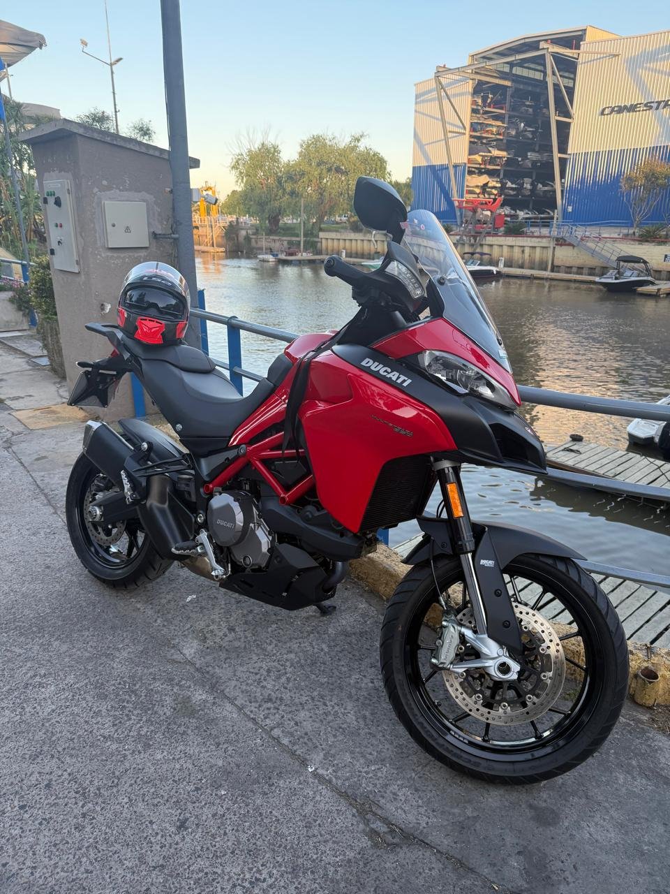 Ducati Multistrada 950